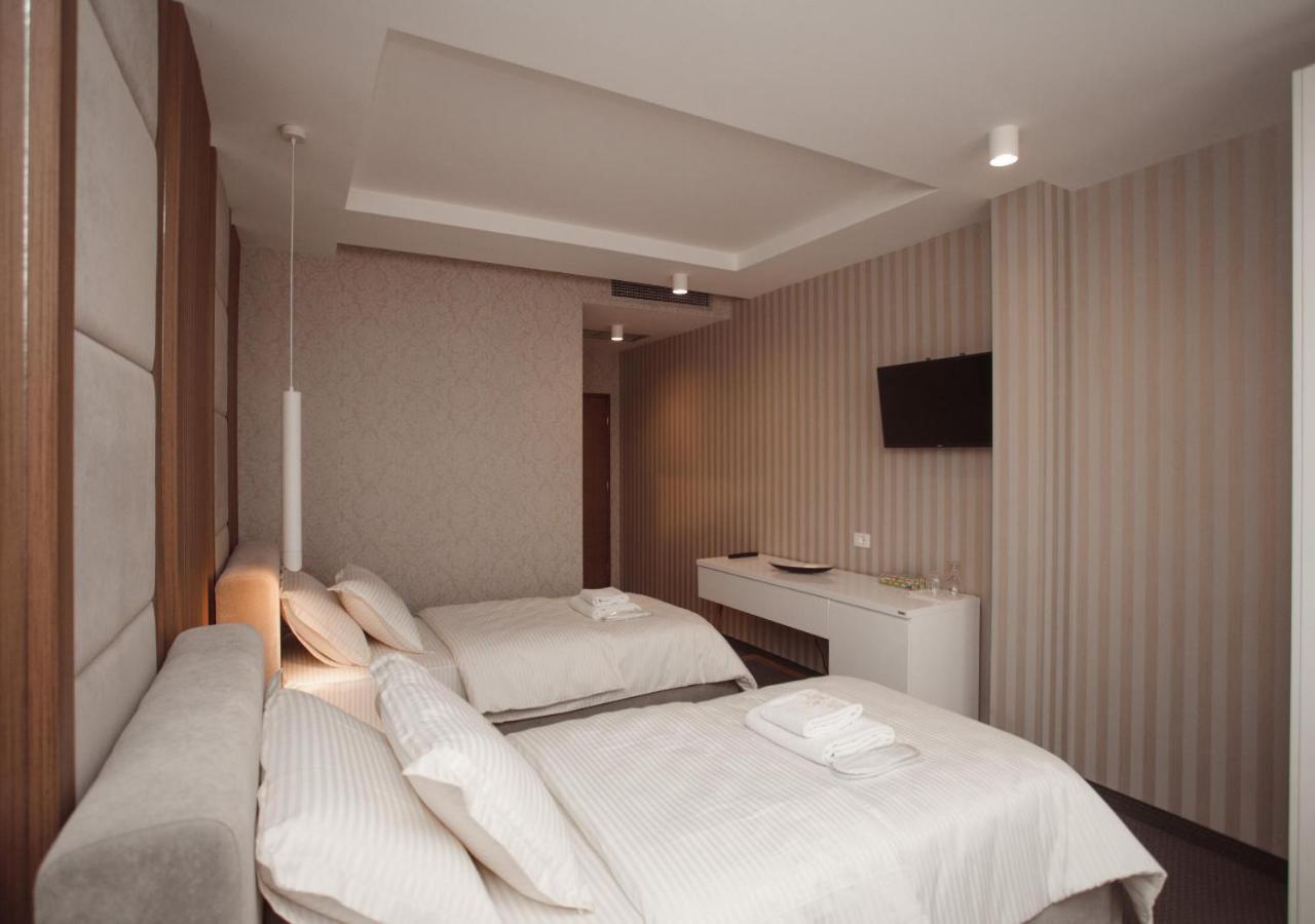 Hotel Chicago Шкодер Экстерьер фото