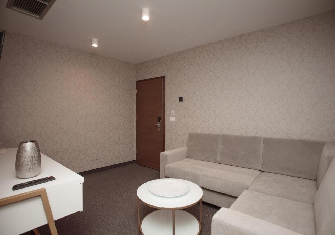 Hotel Chicago Шкодер Экстерьер фото