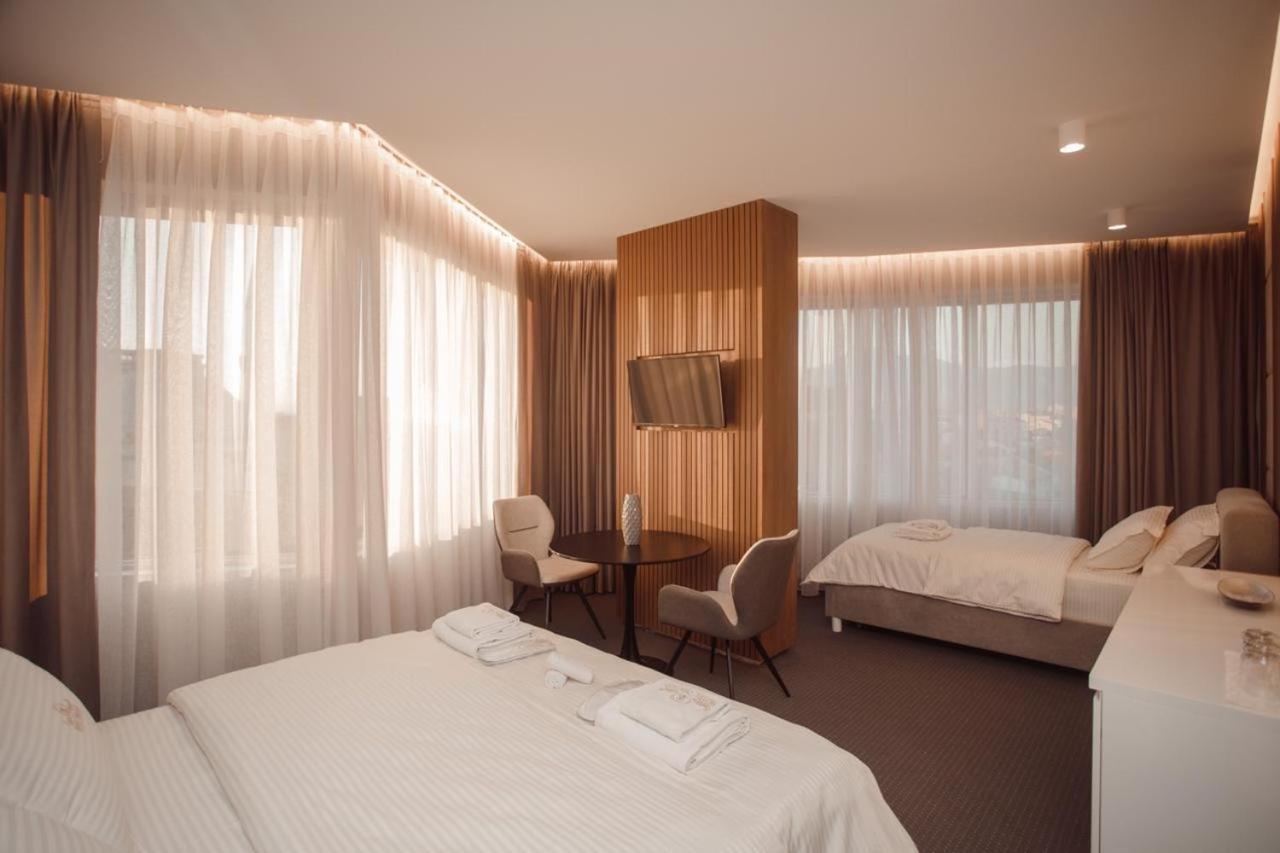Hotel Chicago Шкодер Экстерьер фото