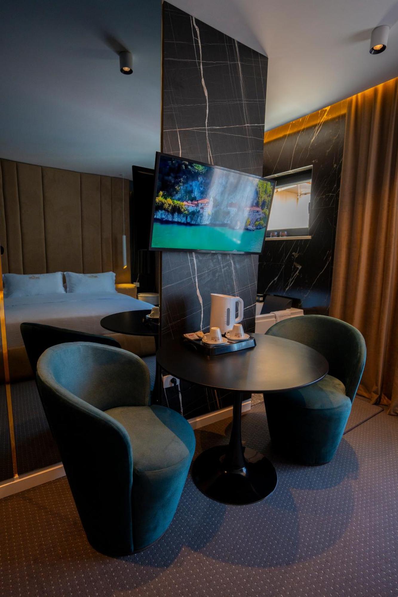 Hotel Chicago Шкодер Экстерьер фото